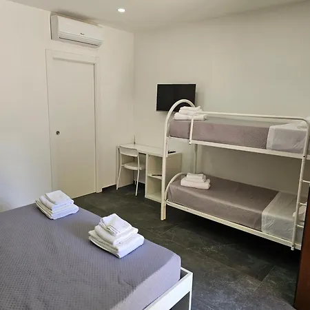 Oasi Dei Cristallini Casa de hóspedes 4*
