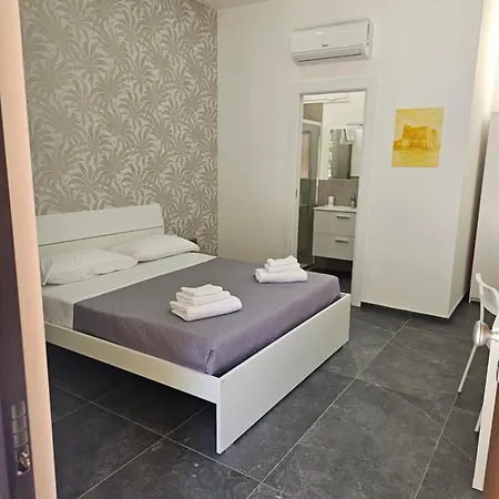 Oasi Dei Cristallini 4*