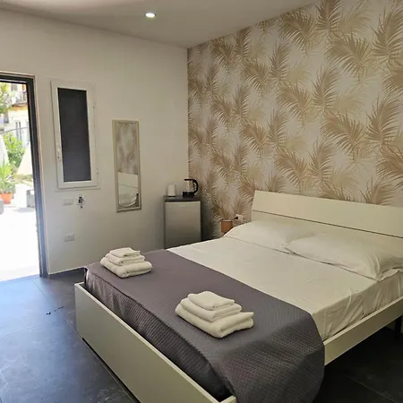 Oasi Dei Cristallini 4* Neapol